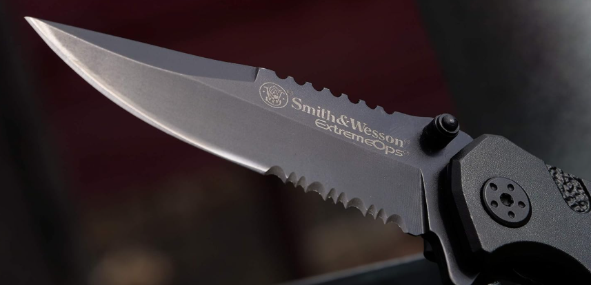 Smith & Wesson Extreme Ops Folding Knife